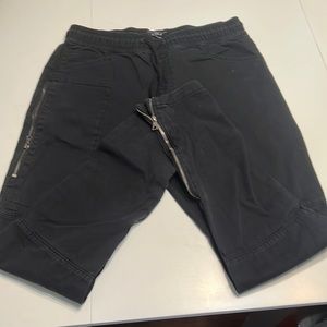 Forever 21 men’s size medium color black